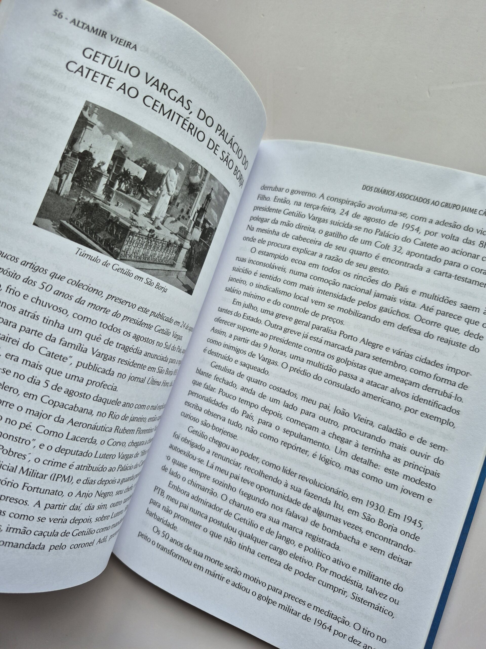 Livro Dos Diários Associados Ao Grupo Jaime Câmera - Altair Vieira - Imagem 4