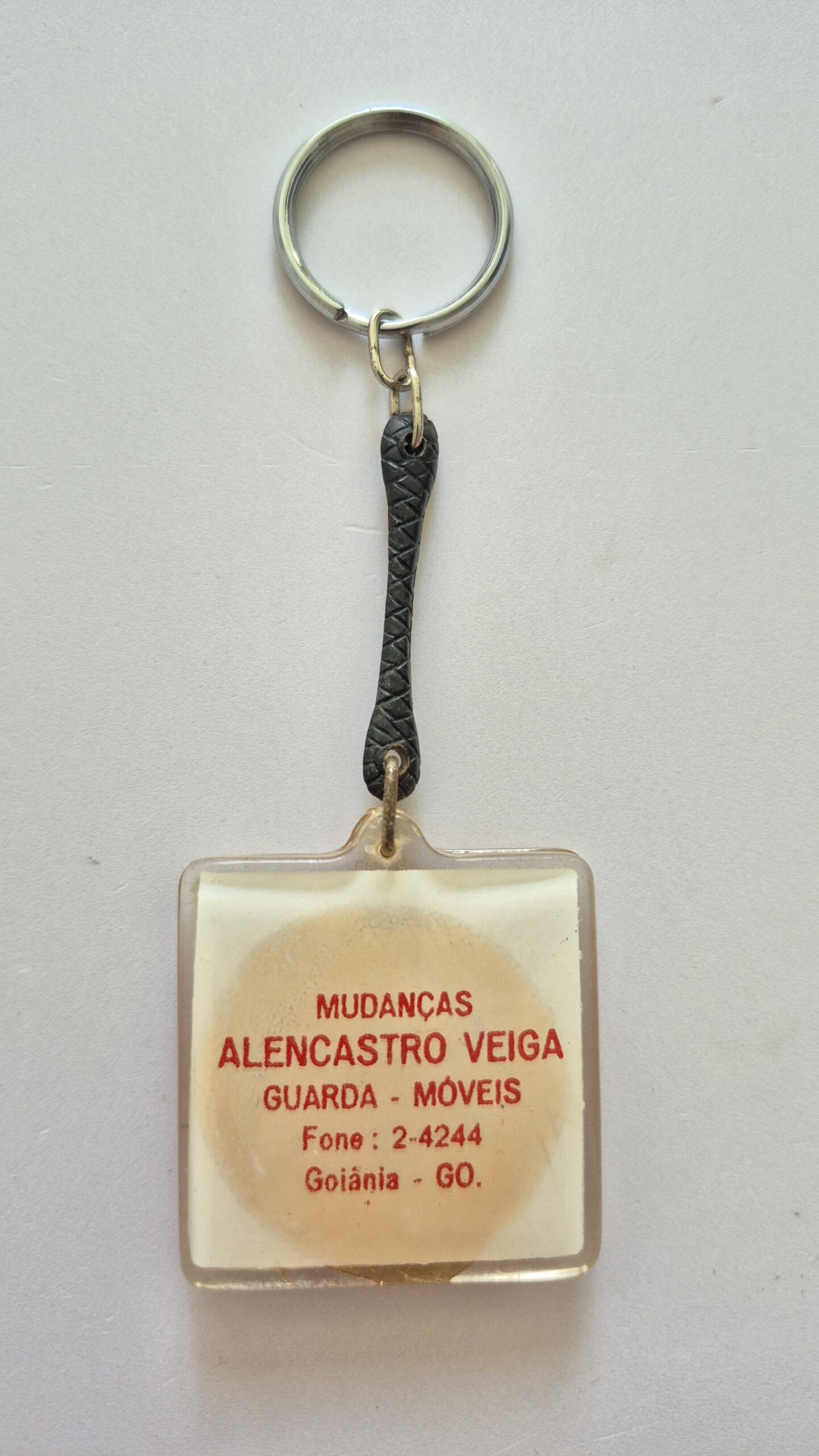 Chaveiro Antigo Em Acrílico Quadrado 4cm Goiânia - Alencastro - Imagem 2