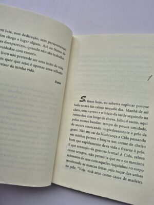 Alternative view of Ainda assim, continuei... - Iram Saraiva ⓛ