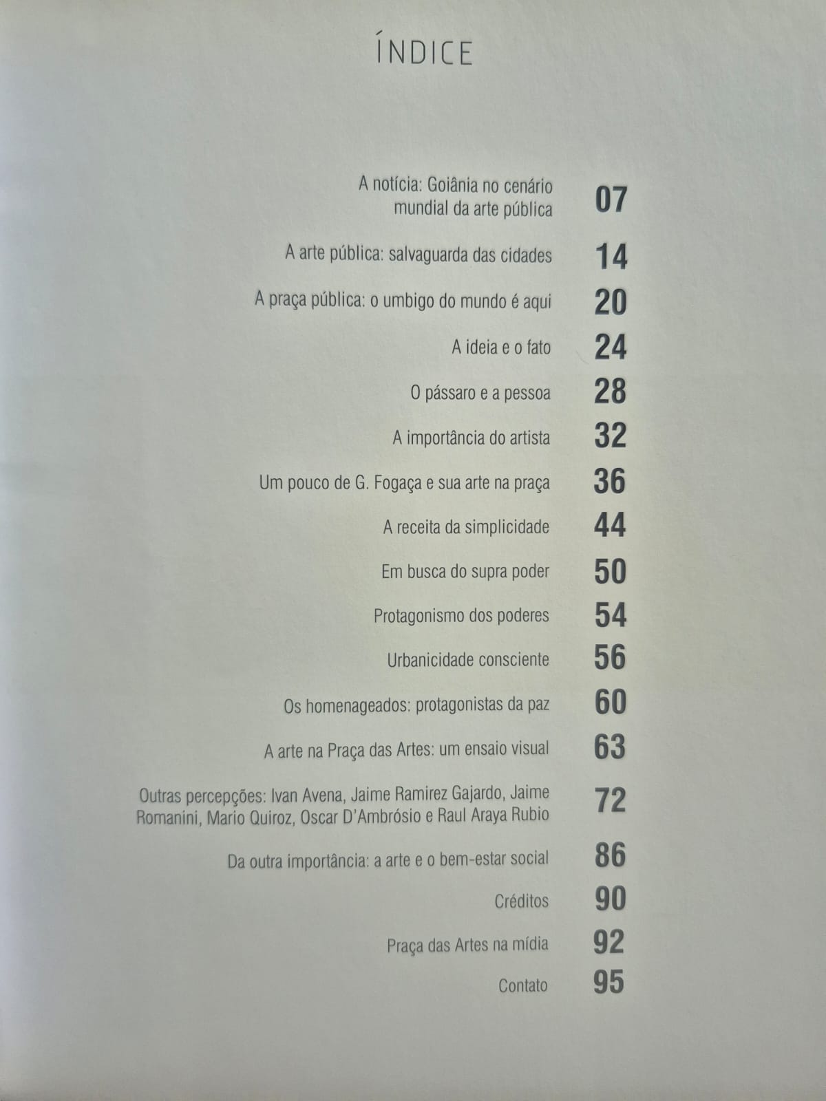 Livro Praças das Artes: Um Caso De Arte Pública Unindo O Poder Privado, O Poder Público E O Poder Artístico de G. Fogaça - PX Silveira 1ª edição ⓛ - Imagem 2