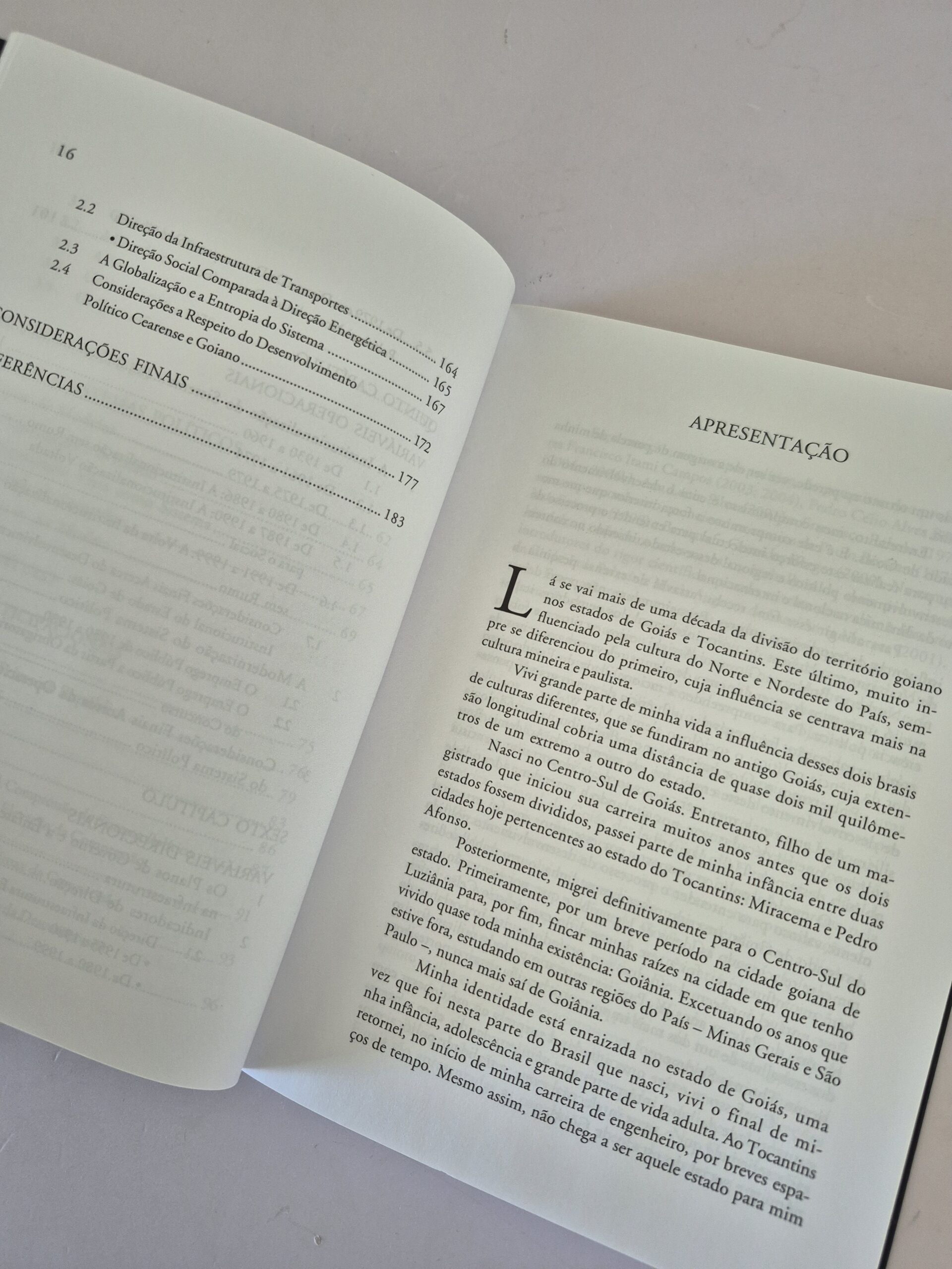 Livro A Construção de Goiás - Salatiel Pedrosa S. Correia 1ª edição ⓛ - Imagem 4