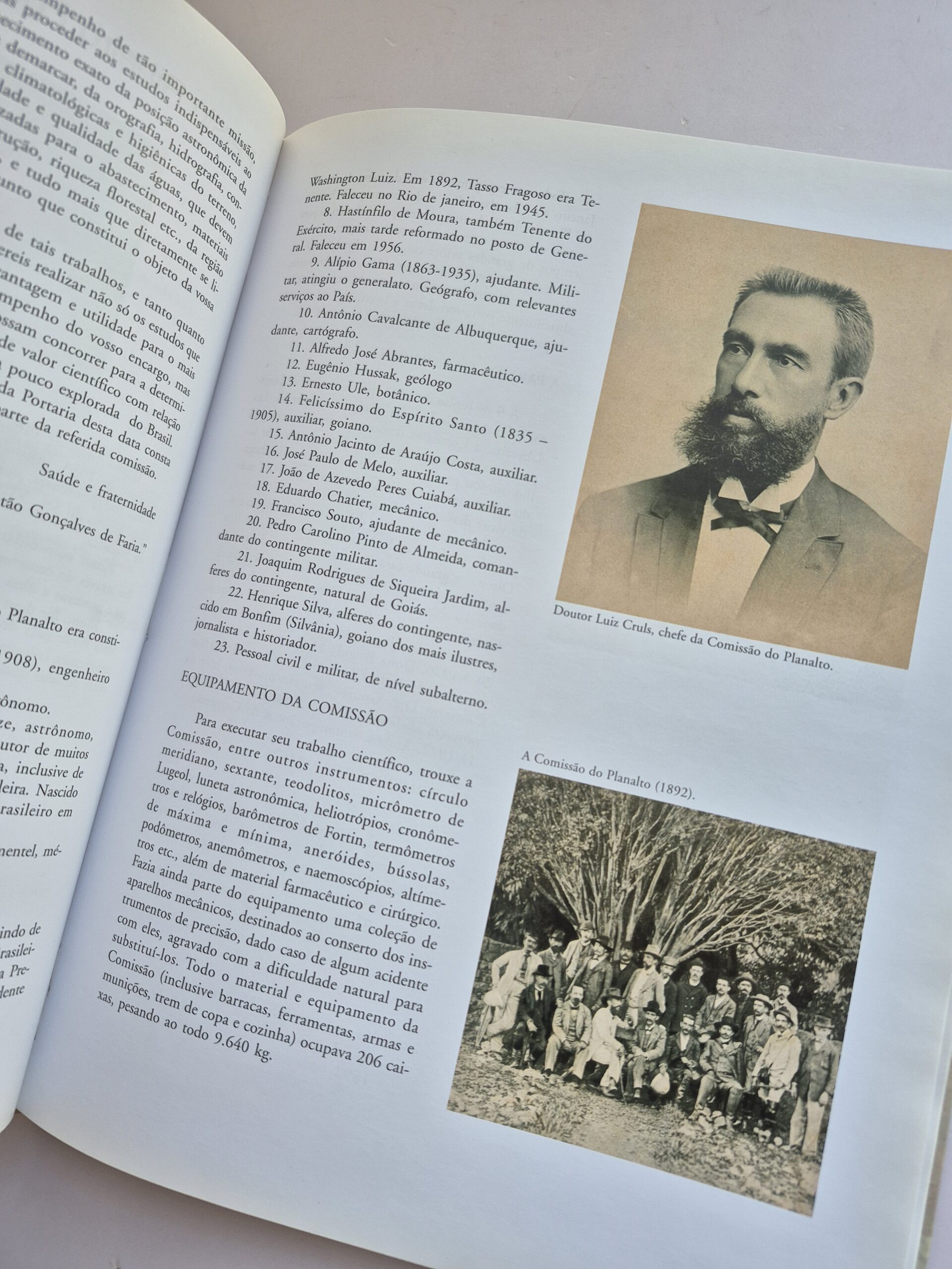 Livro Pirenópolis: Casas de Deus, Casas dos Mortos - Jarbas Jayme e José Sisenando Jayme Volume I ⓛ - Imagem 5