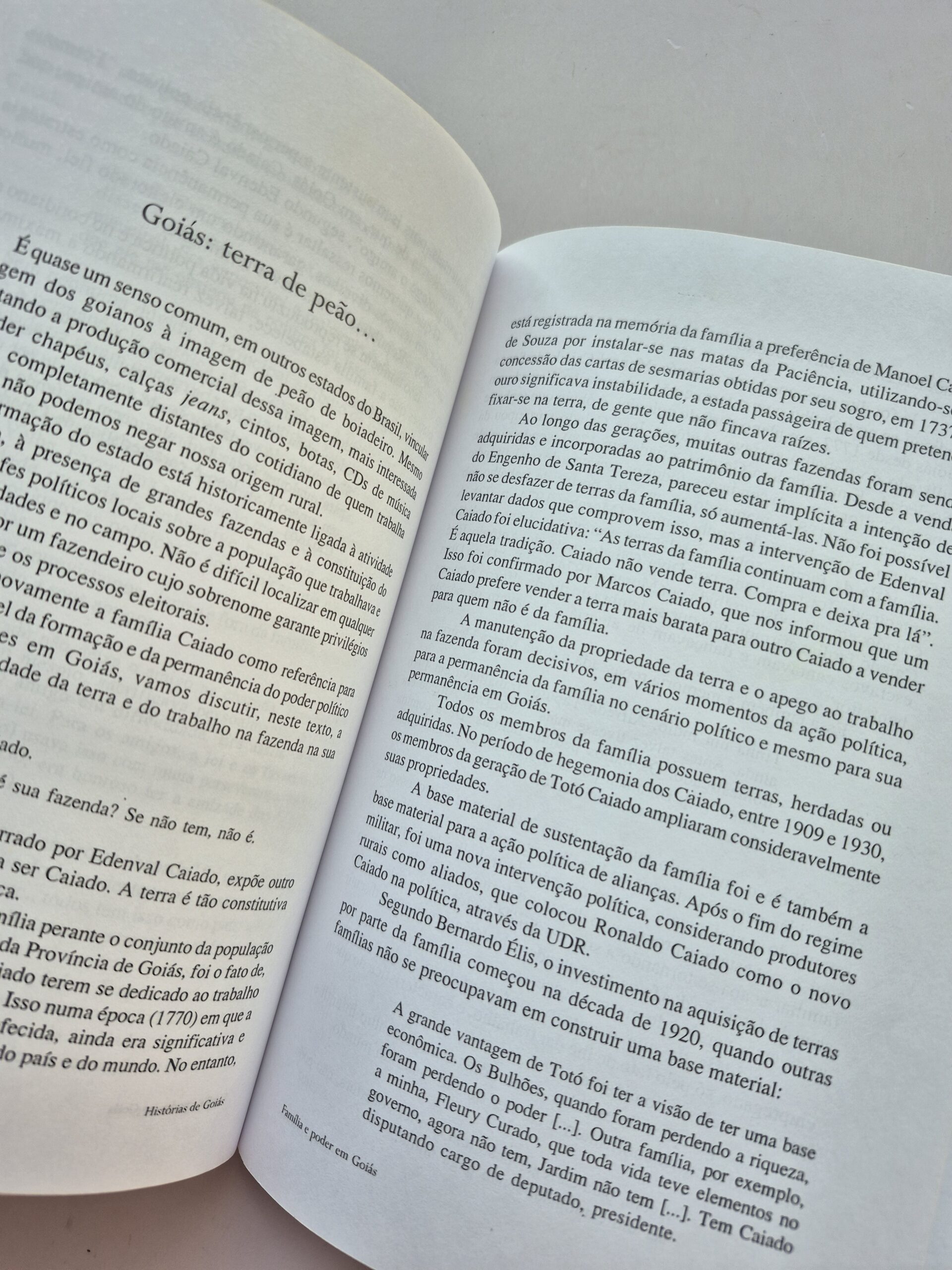 Livro Família e Poder em Goiás - Miriam Bianca 1ª edição ⓛ - Imagem 4